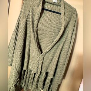 VENUS Knit Shawl
